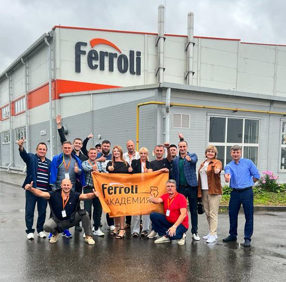 Поездка на завод по производству газовых котлов Ferroli в город Фаниполь Поездка на завод по производству газовых котлов Ferroli в город Фаниполь